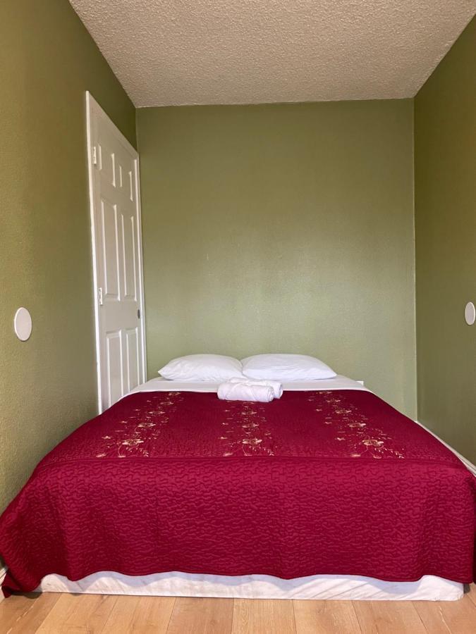Private Room In Los Angeles With Ac, Strong Wifi, Smart Tv, Work Desk Near Sofi Stadium Exterior photo