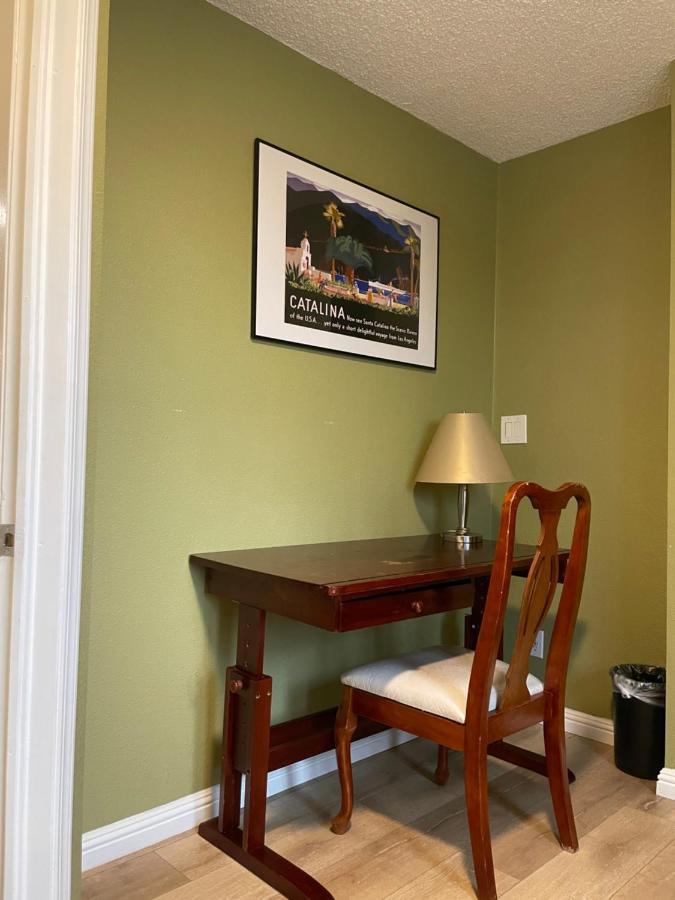 Private Room In Los Angeles With Ac, Strong Wifi, Smart Tv, Work Desk Near Sofi Stadium Exterior photo