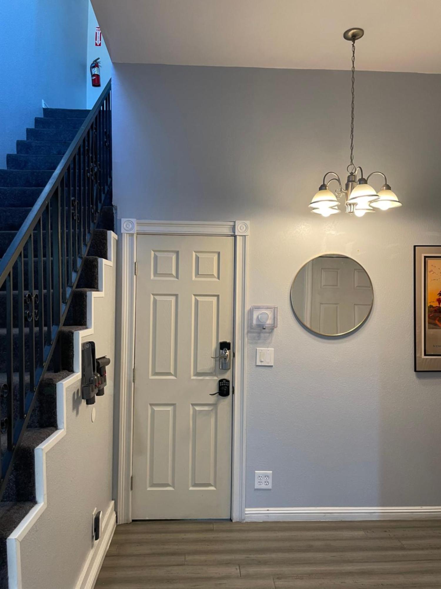 Private Room In Los Angeles With Ac, Strong Wifi, Smart Tv, Work Desk Near Sofi Stadium Exterior photo